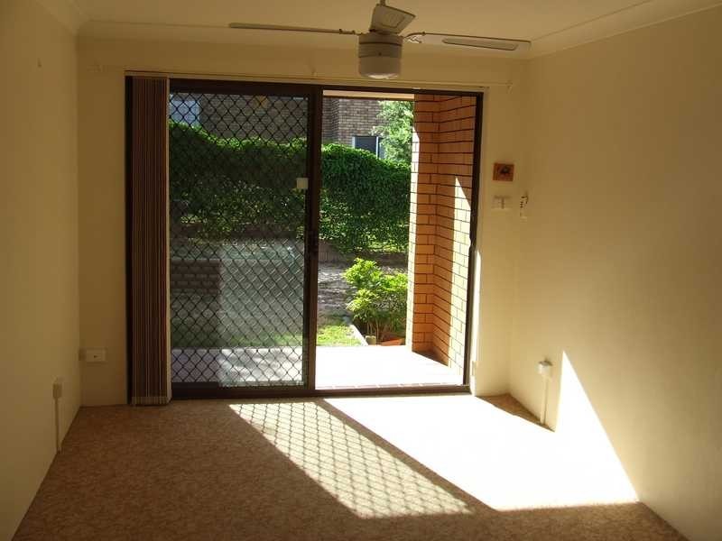 2/3 Leslie Street, Shoal Bay NSW 2315