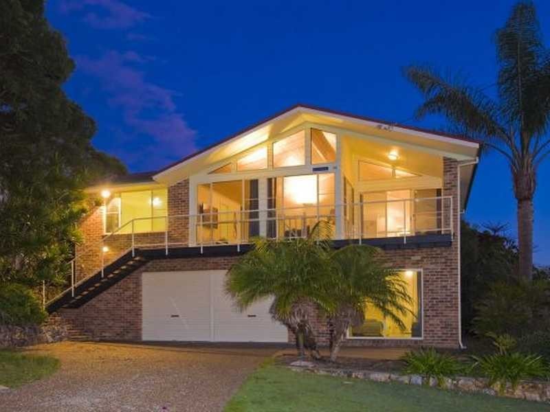 18 Tomaree Road, Shoal Bay NSW 2315