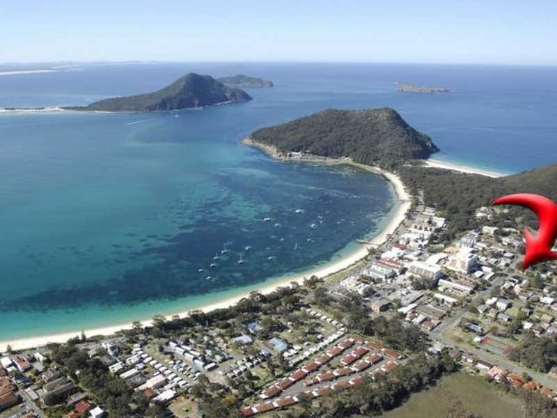 18 Tomaree Road, Shoal Bay NSW 2315