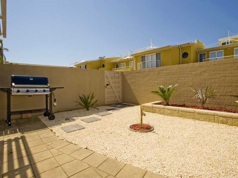 18/2-8 Ala Moana Way, Fingal Bay NSW 2315