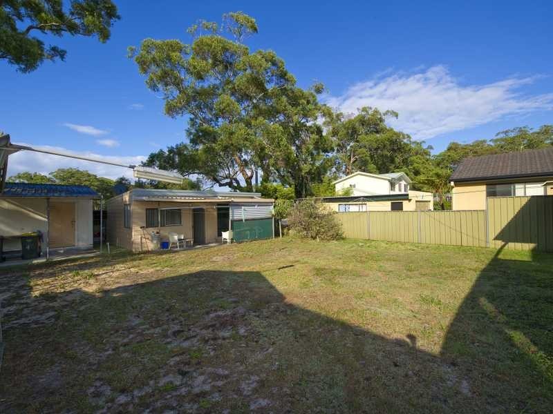 12 Foreshore Drive, Salamander Bay NSW 2317