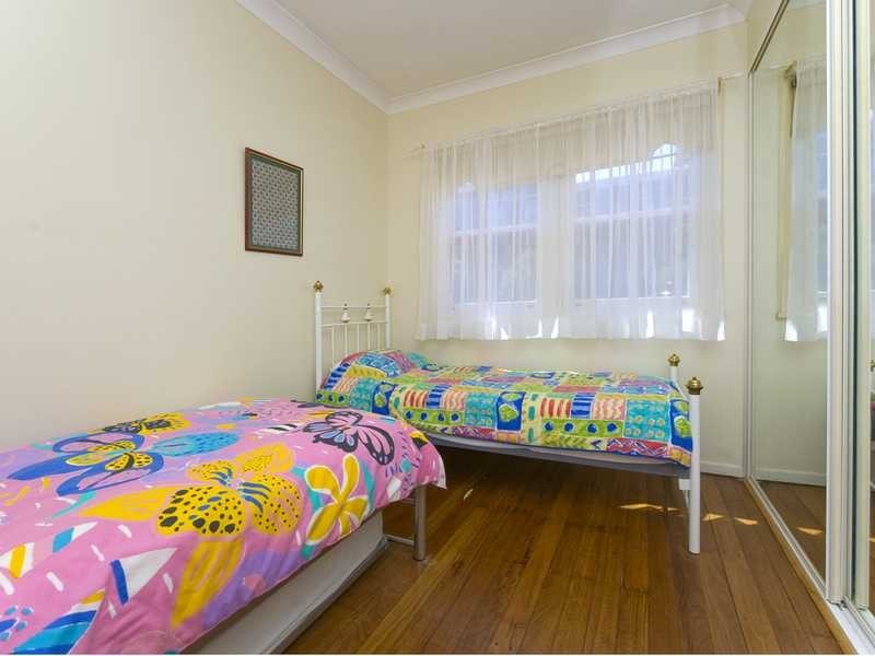 2/18 Messines Street, Shoal Bay NSW 2315