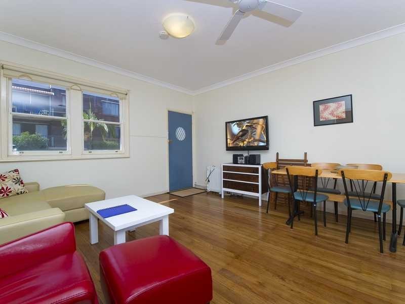 2/18 Messines Street, Shoal Bay NSW 2315