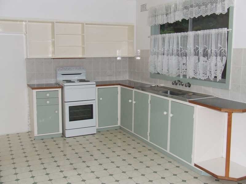 12 Lionel Avenue, Shoal Bay NSW 2315