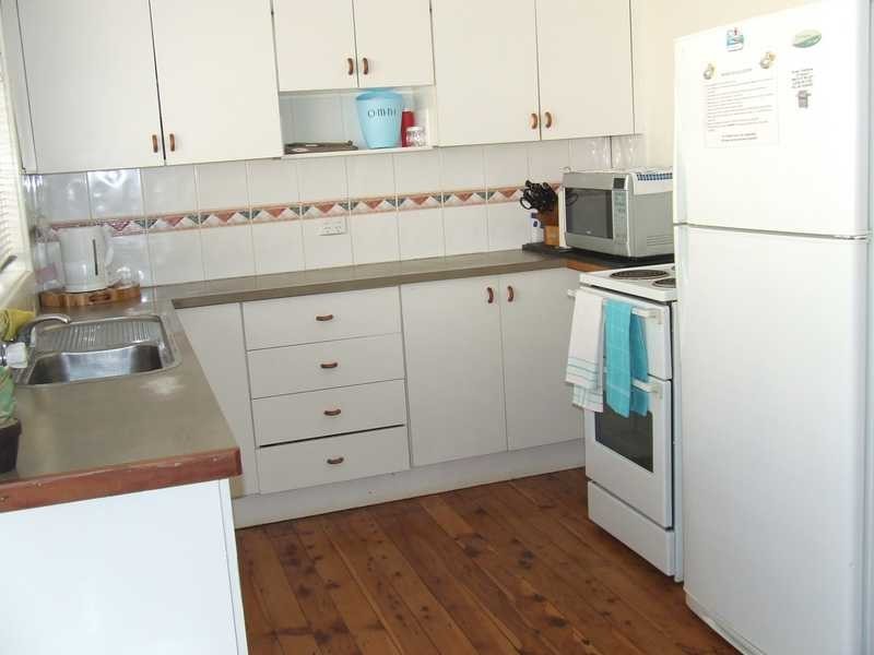 1 Loyd Lane, Shoal Bay NSW 2315