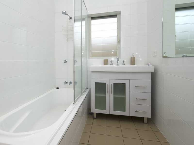 12 Tomaree Rd, Shoal Bay NSW 2315