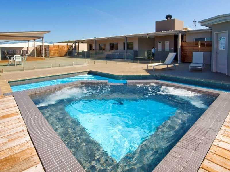 2/6-10 Market Street, Fingal Bay NSW 2315