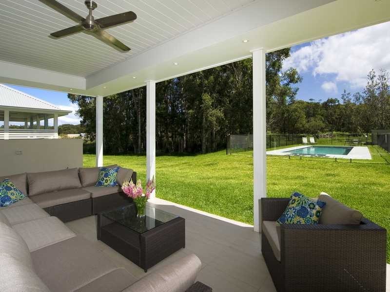 16 Reflections Drive, One Mile NSW 2316