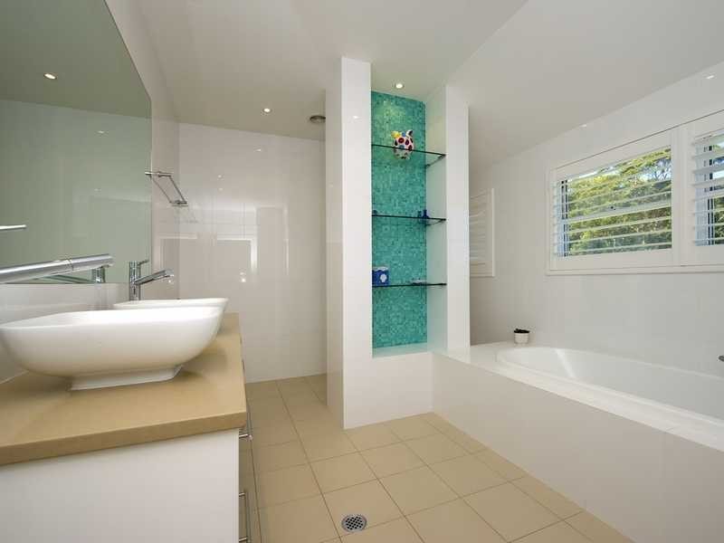 16 Reflections Drive, One Mile NSW 2316