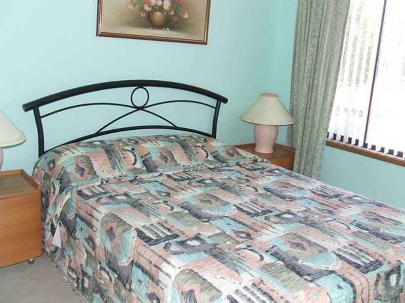 1/4 Whitesands Road, Fingal Bay NSW 2315