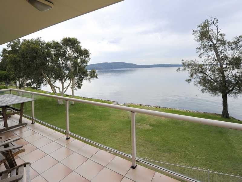 Unit 4/83 Soldiers Point Road, Soldiers Point NSW 2317