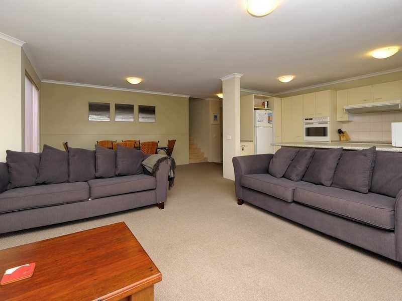 Unit 4/83 Soldiers Point Road, Soldiers Point NSW 2317