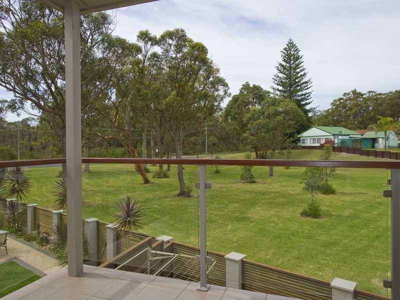1/40 Boronia Drive, Salamander Bay NSW 2317