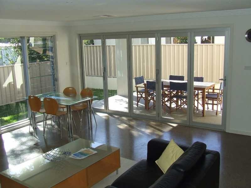 2/9 Bent Street, Fingal Bay NSW 2315