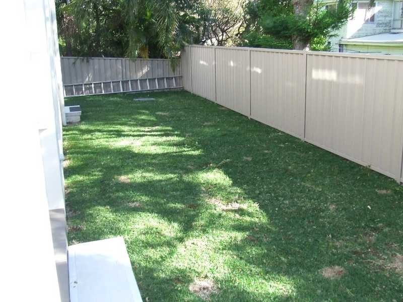 2/9 Bent Street, Fingal Bay NSW 2315