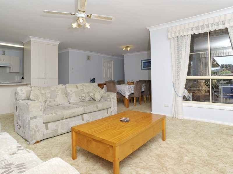 1/14 Pebble Parade, Fingal Bay NSW 2315