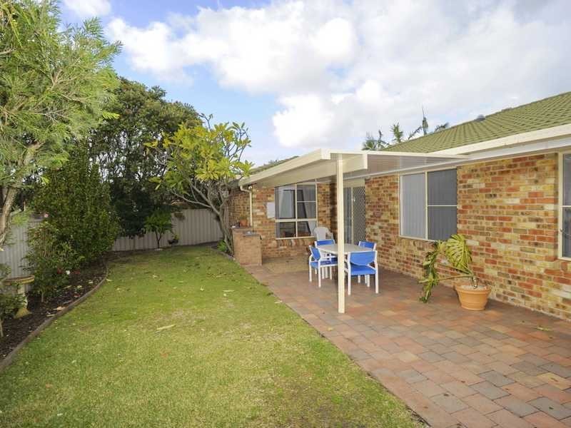 1/14 Pebble Parade, Fingal Bay NSW 2315