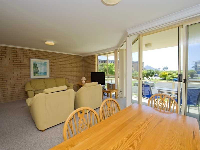 1/4a Intrepid Cl, Nelson Bay NSW 2315