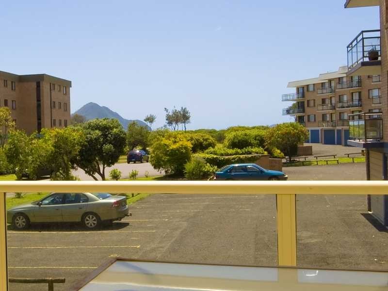 1/4a Intrepid Cl, Nelson Bay NSW 2315