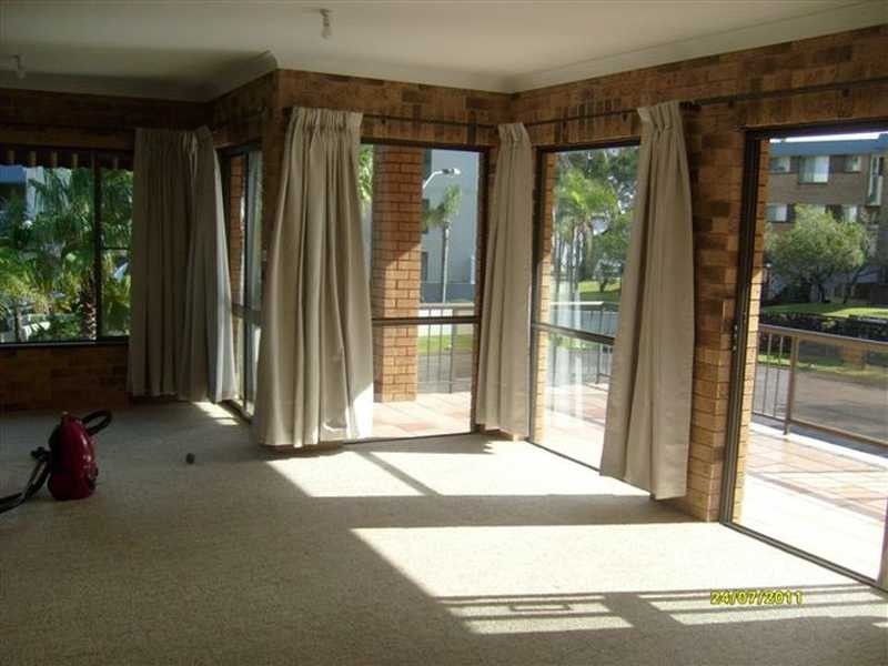 1/9 Columbia Close, Nelson Bay NSW 2315