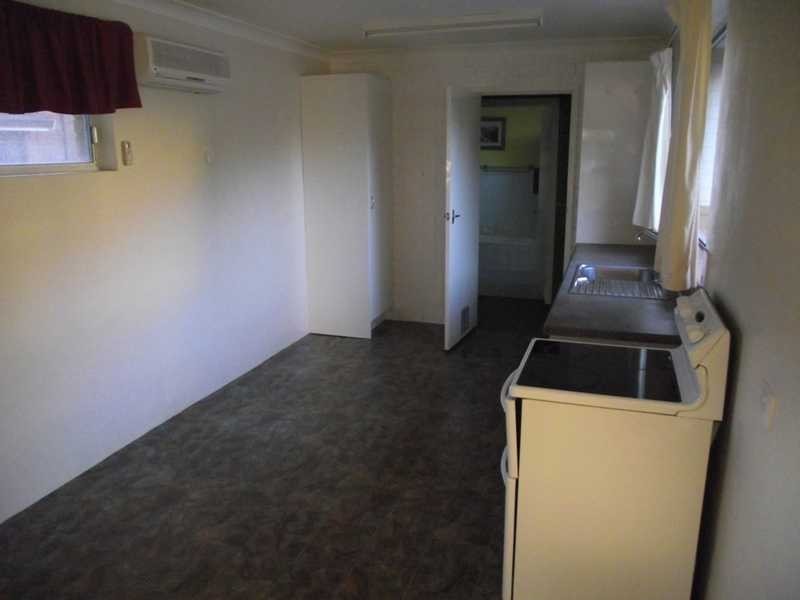 2/14 Essendene, Shoal Bay NSW 2315