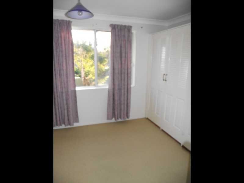 2/14 Essendene, Shoal Bay NSW 2315