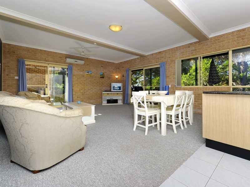 2/78 Navala Ave, Nelson Bay NSW 2315