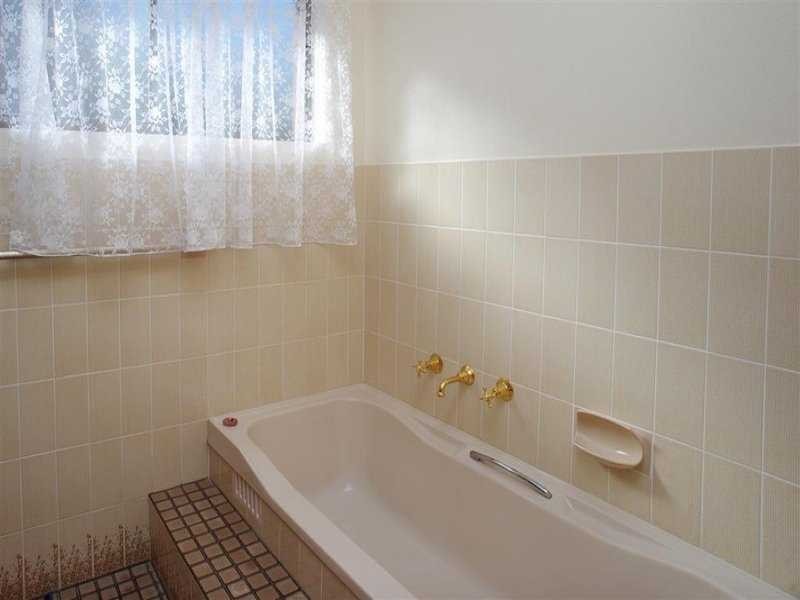 2/9 Columbia Cl, Nelson Bay NSW 2315