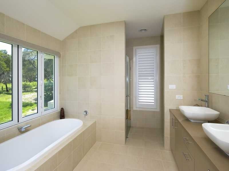 16 Reflections Drive, One Mile NSW 2316