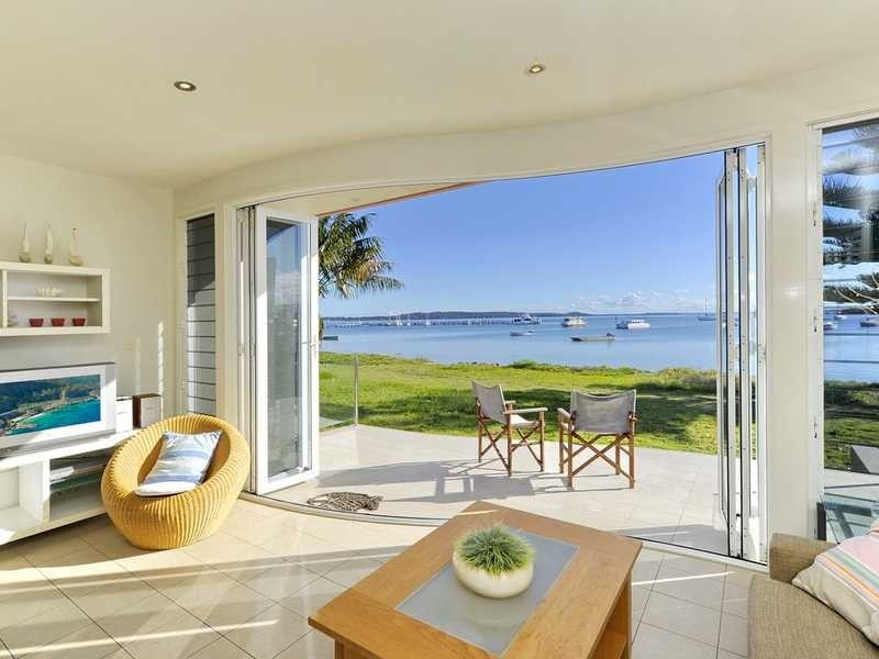 22 Sunset Boulevarde, Soldiers Point NSW 2317