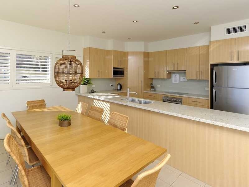 22 Sunset Boulevarde, Soldiers Point NSW 2317