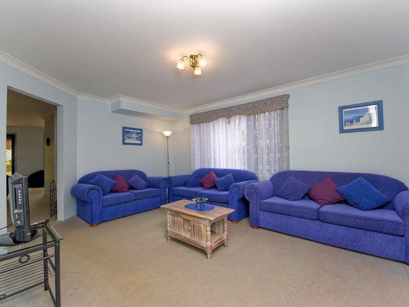1/12 Voyager Cl, Nelson Bay NSW 2315