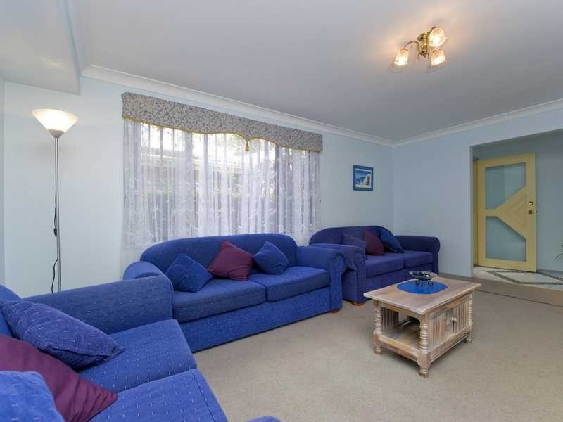 1/12 Voyager Cl, Nelson Bay NSW 2315