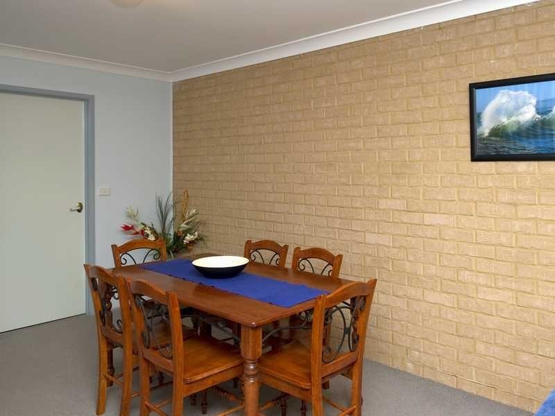 1/12 Voyager Cl, Nelson Bay NSW 2315