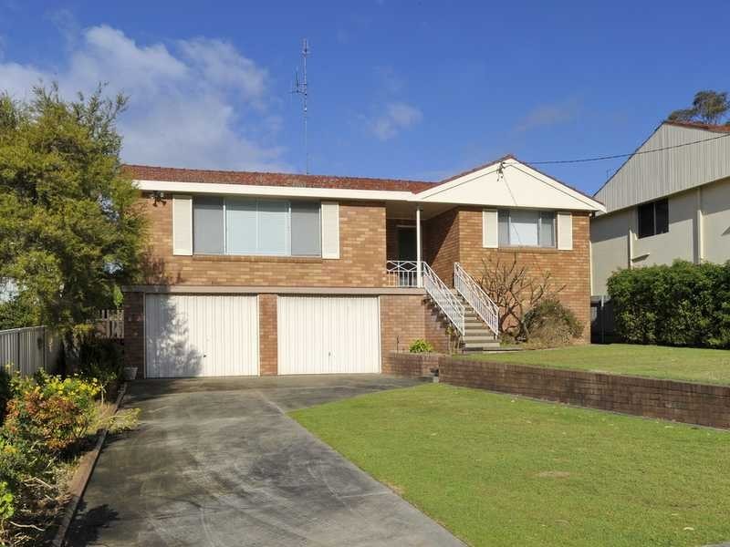 99 Shoal Bay Rd, Shoal Bay NSW 2315