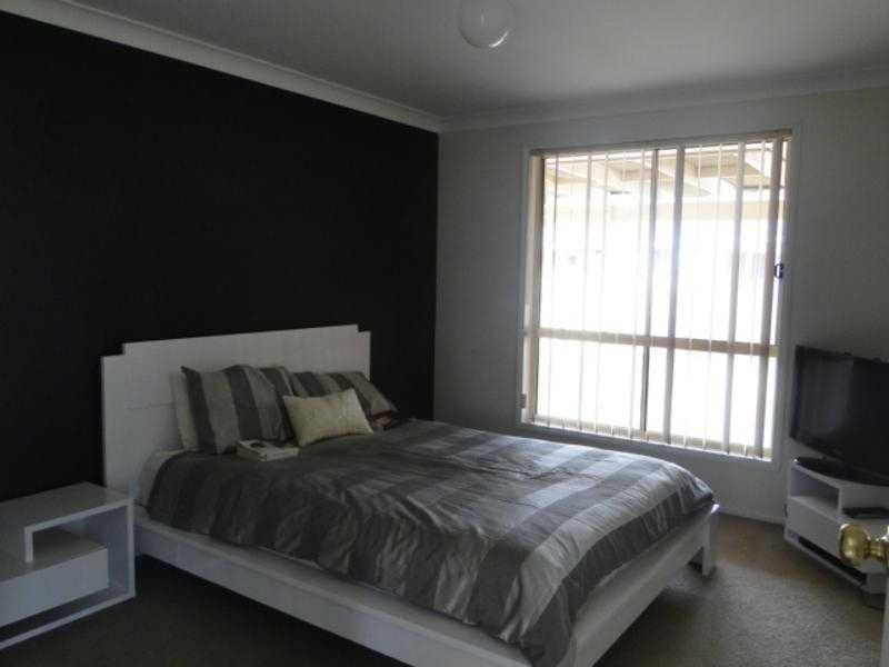 2/135 Port Stephens Dr, Salamander Bay NSW 2317