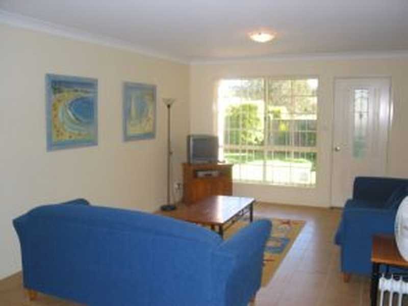 1/7 Crystal Close, Fingal Bay NSW 2315