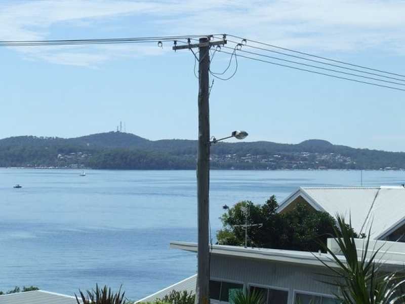 Unit 4/1-3 Mitchell Street, Soldiers Point NSW 2317
