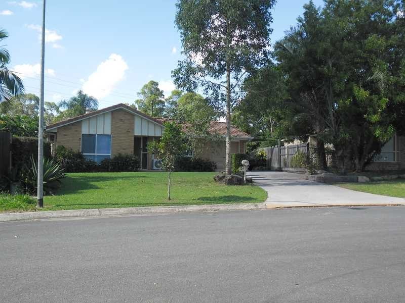 15 Sherbourne Court, Berrinba QLD 4117