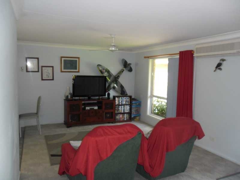 15 Sherbourne Court, Berrinba QLD 4117