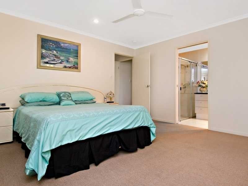 6 Sandleigh Crescent, Sippy Downs QLD 4556