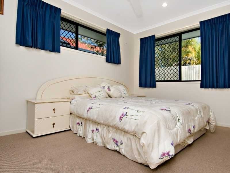 6 Sandleigh Crescent, Sippy Downs QLD 4556