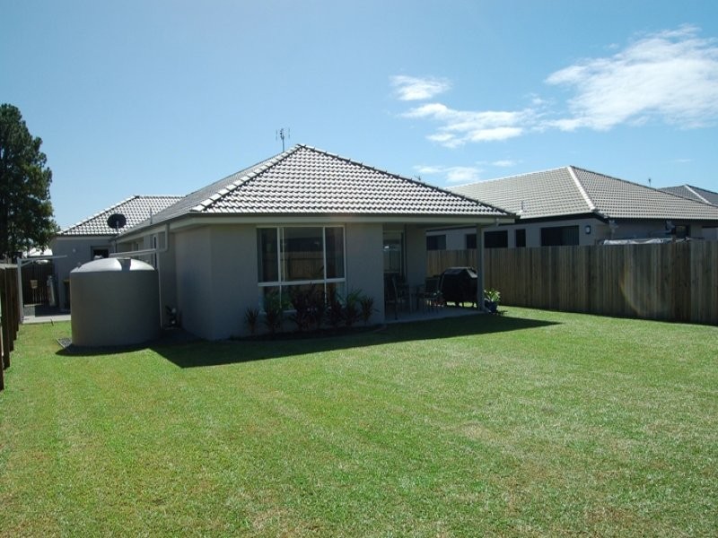 6 Maplespring Street, Sippy Downs QLD 4556