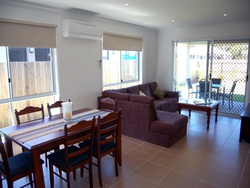 6 Maplespring Street, Sippy Downs QLD 4556