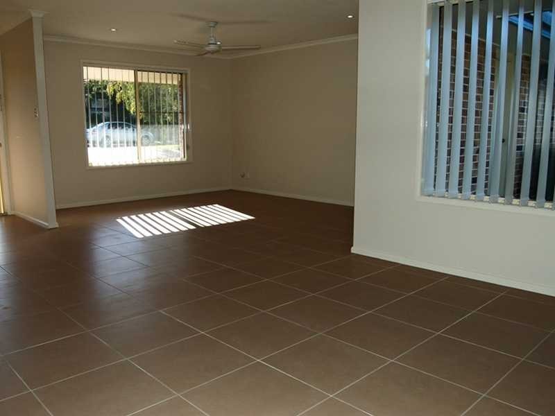 28 James Cook Drive, Sippy Downs QLD 4556