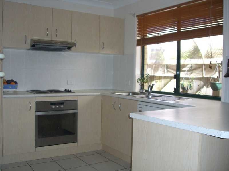 15 Dorian Cresent, Sippy Downs QLD 4556