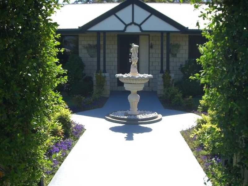 6 Forsyth Place, Mooloolah Valley QLD 4553