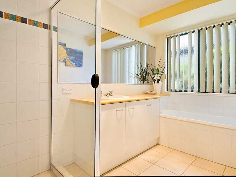 3 Pembroke Crescent, Sippy Downs QLD 4556