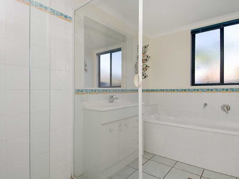 15 Windermere Way, Sippy Downs QLD 4556