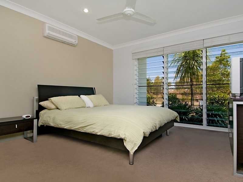 9 Davis Street, Sippy Downs QLD 4556